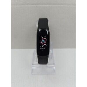 Fitbit Luxe Fitness Tracker FB422 Heart Rate Sleep Waterproof Bluetooth - Read